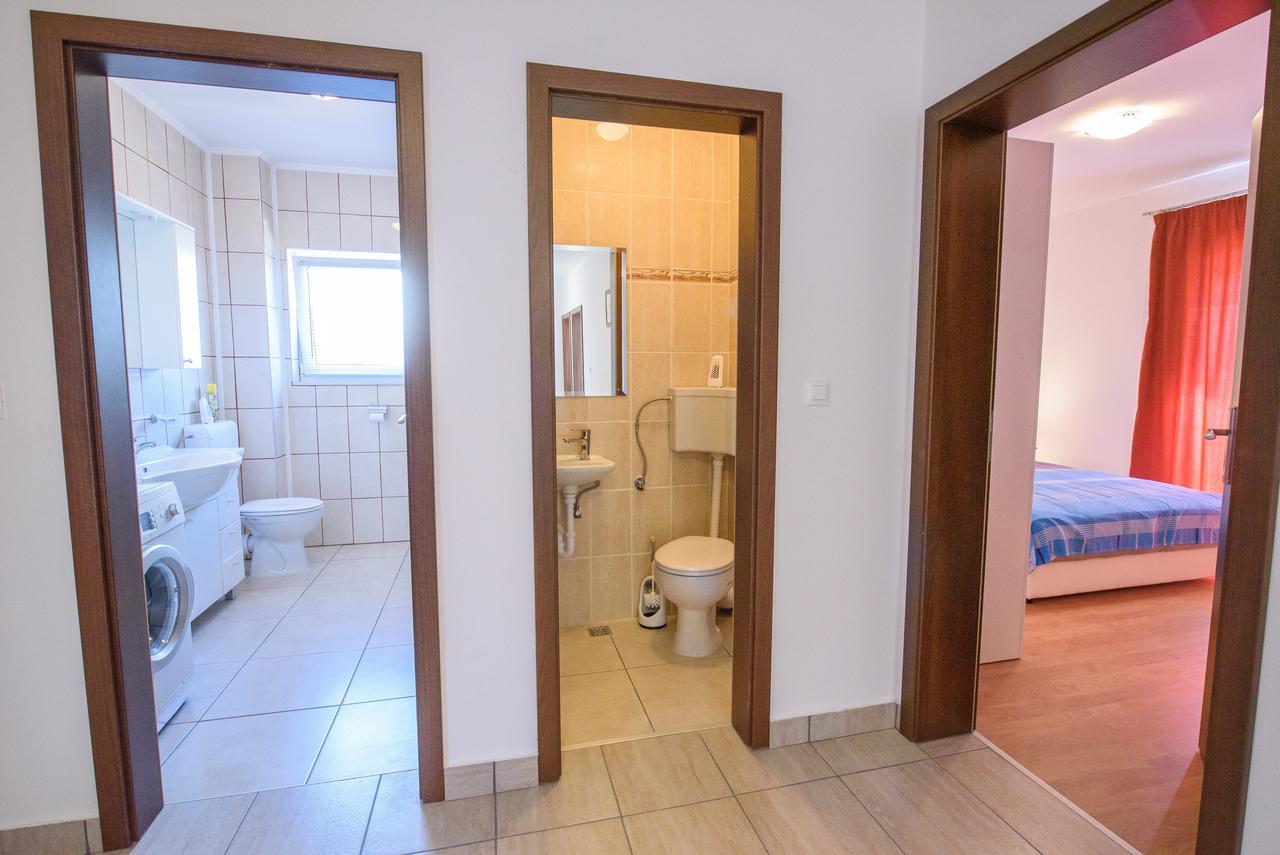 Apartment Drmic Kaštela Eksteriør bilde
